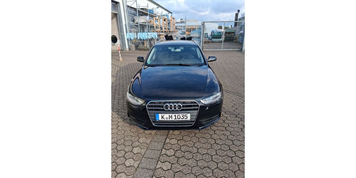 Audi A4 139.000 km 10.900 &euro; Köln 50859