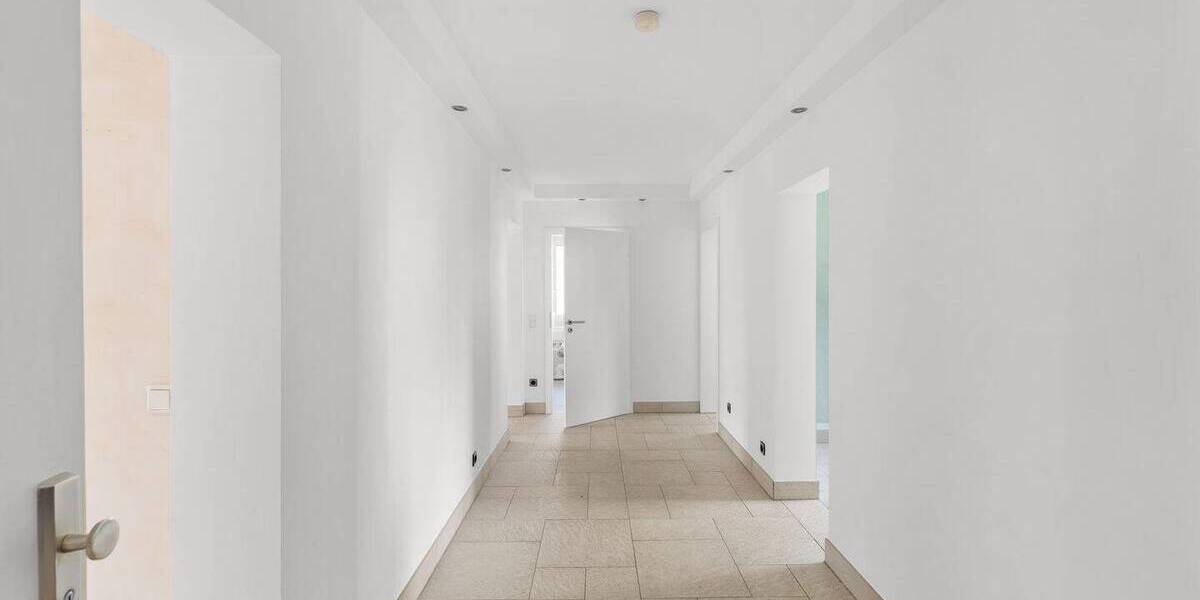 Etagenwohnung Düsseldorf Bilk - 4 Zimmer, 128 m&sup2;, 495.000&euro; | Angebot:25686849