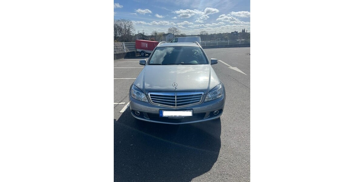 Mercedes-Benz C 230 166.000 km 8.200 &euro; Köln 50667