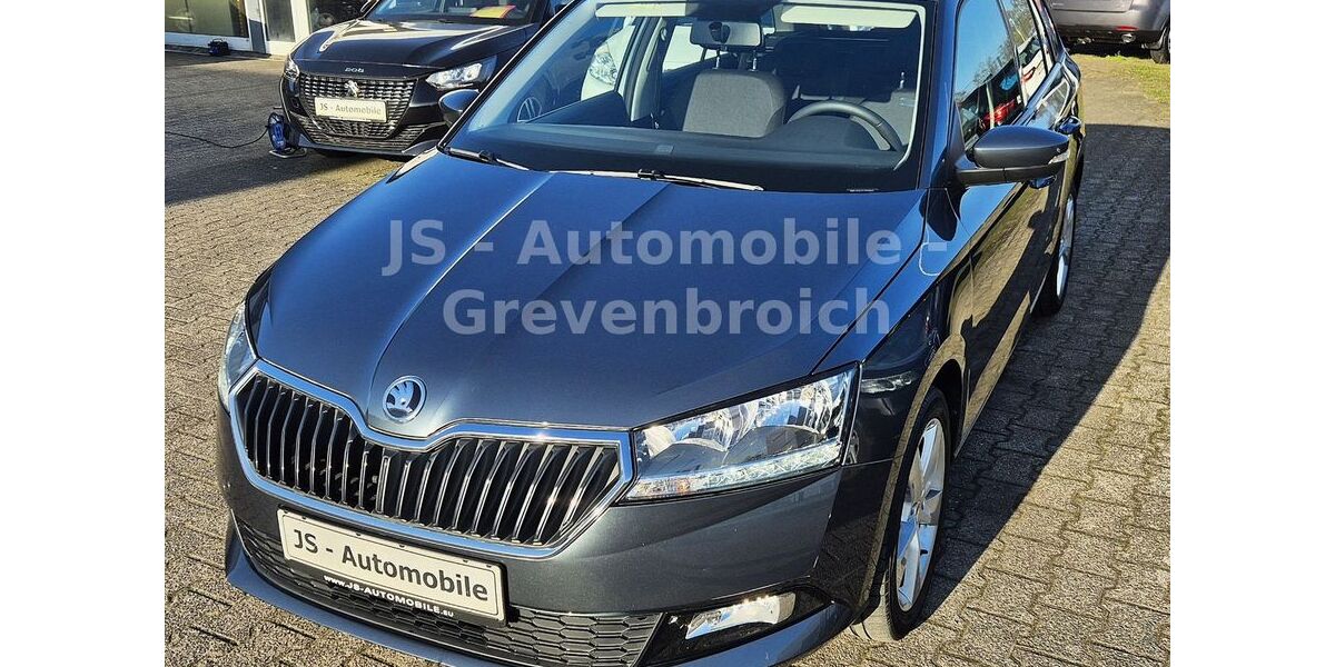 Skoda Fabia 51.300 km 12.840 &euro; Grevenbroich 41515
