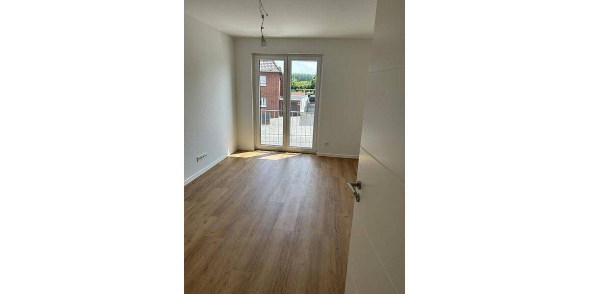 Reihenmittelhaus Korschenbroich - 5 Zimmer, 189 m&sup2;, 2.299&euro; | Angebot:26834104