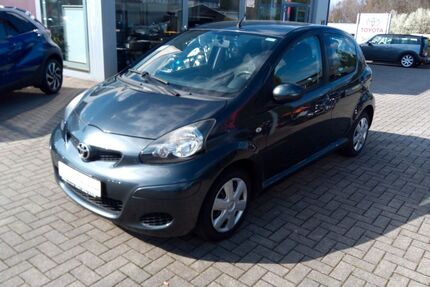 Toyota Aygo (X) 116.000 km 1.900 &euro; Ratingen 40882