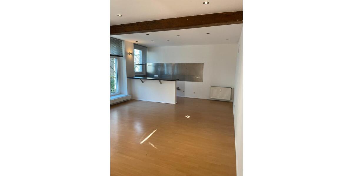 Etagenwohnung Solingen Central - 2 Zimmer, 63 m&sup2;, 198.000&euro; | Angebot:24877517