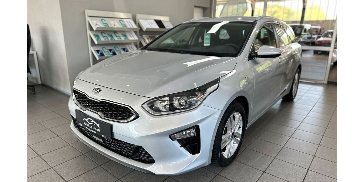 Kia ceed Sportswagon 28.000 km 17.990 &euro; Heiligenhaus 42579