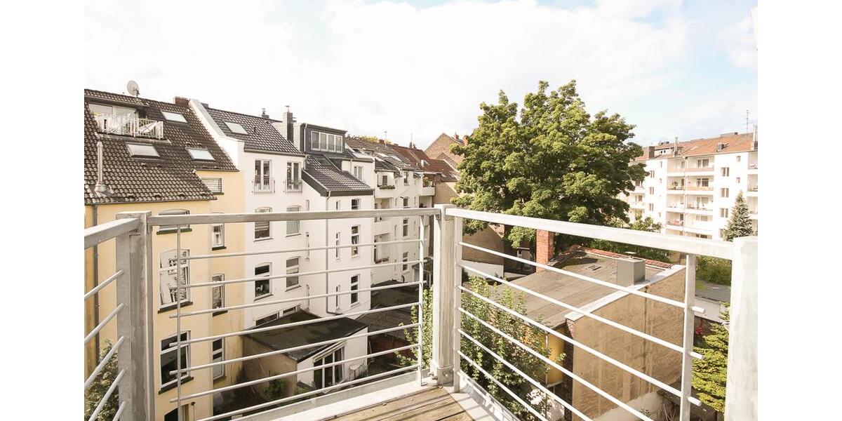 Dachgeschoßwohnung Düsseldorf Stadtbezirk 2 - 2 Zimmer, 89 m&sup2;, 1.700&euro; | Angebot:24889835