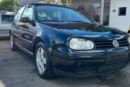 VW Golf 87.245 km 2.850 &euro; Wuppertal 42279