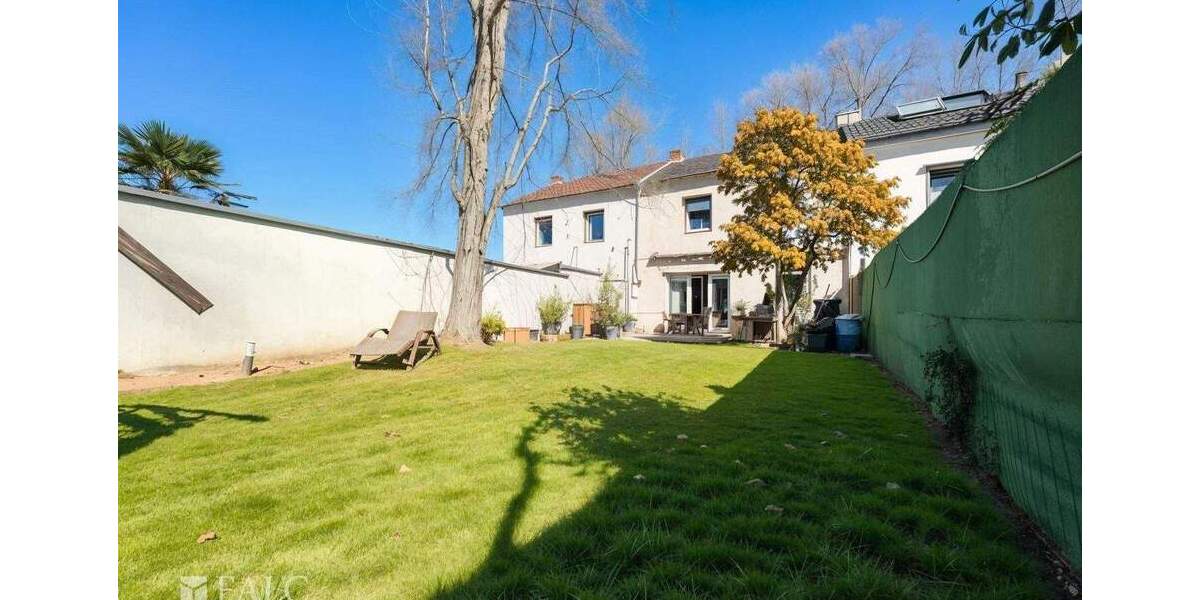 Reihenmittelhaus Köln Neuehrenfeld - 4 Zimmer, 95 m&sup2;, 829.000&euro; | Angebot:25678049