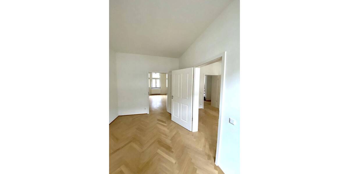 Etagenwohnung Düsseldorf Pempelfort - 3 Zimmer, 76 m&sup2;, 654.000&euro; | Angebot:26313081