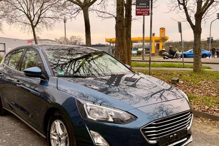 Ford Focus 39.800 km 11.999 &euro; Köln 51107