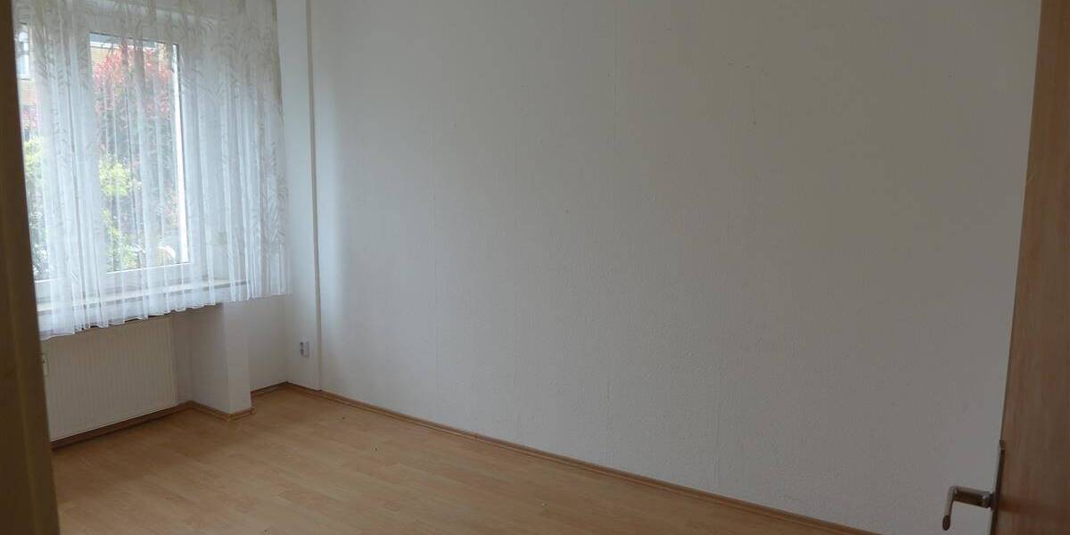Mehrfamilienhaus, Wohnhaus Düsseldorf Lierenfeld - 9 Zimmer, 202 m&sup2;, 488.000&euro; | Angebot:26247298