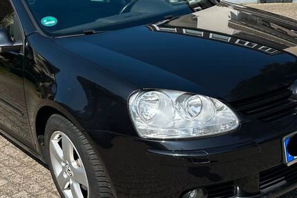 VW Golf 228.000 km 3.999 &euro; Wuppertal 42369