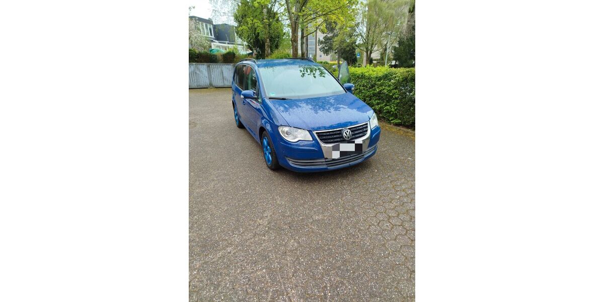 VW Touran 302.050 km 2.700 &euro; Bergisch Gladbach 51469