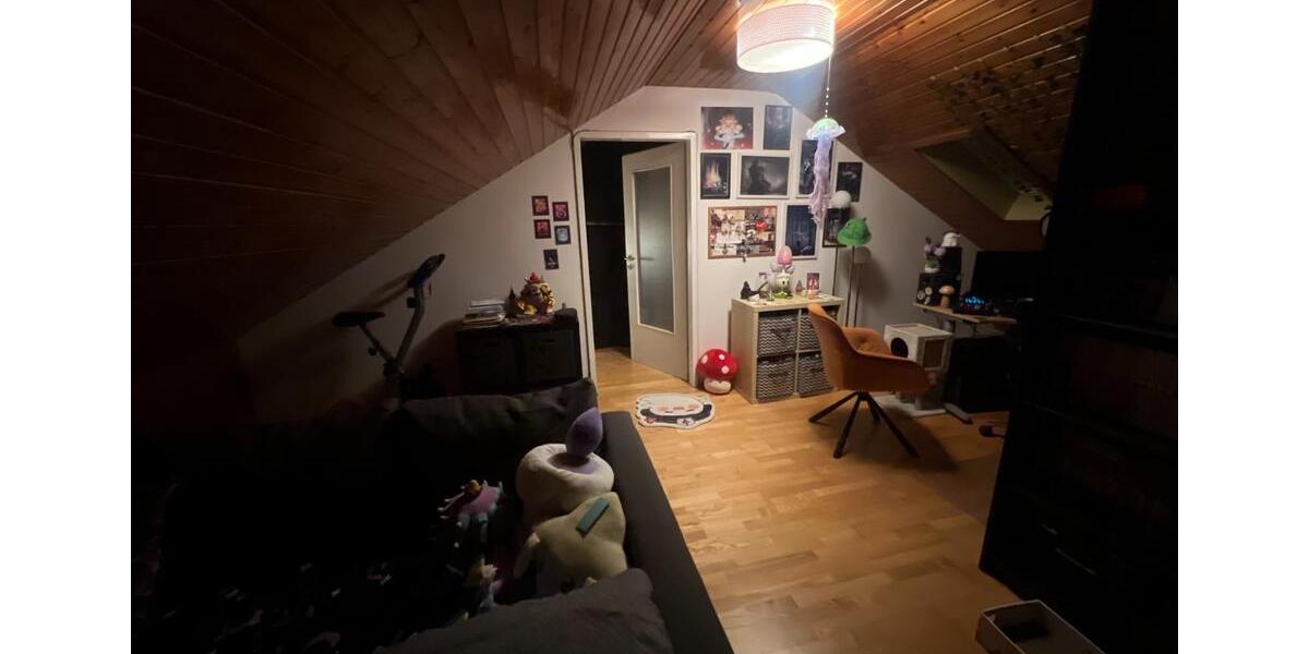 Maisonettenwohnung Düsseldorf Stadtbezirk 8 - 4 Zimmer, 80 m&sup2;, 345.000&euro; | Angebot:25944527