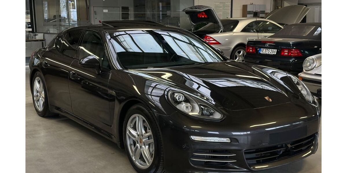 Porsche Panamera 249.000 km 22.900 &euro; Korschenbroich-Glehn bei Düsseldorf 41352