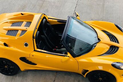 Lotus Elise 13.840 km 44.444 &euro; Köln 50858