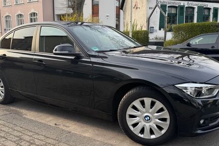 BMW 318 121.790 km 13.400 &euro; Solingen 42653
