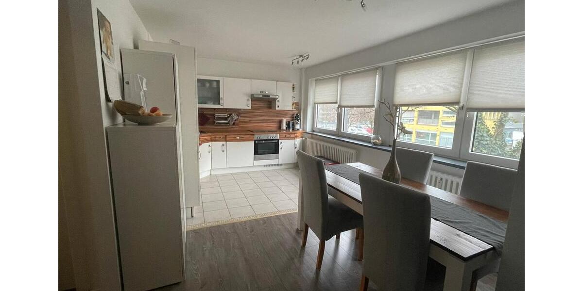 Etagenwohnung Köln Nippes - 3.5 Zimmer, 87 m&sup2;, 375.000&euro; | Angebot:26237092