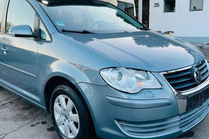 VW Touran 210.740 km 3.500 &euro; Wuppertal 42279
