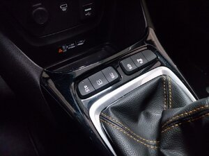 Opel Crossland X Ultimate 1.2 Kam H-UP SHZ LHZ Tempo 57.827 km 13.150 &euro; HAAN 42781