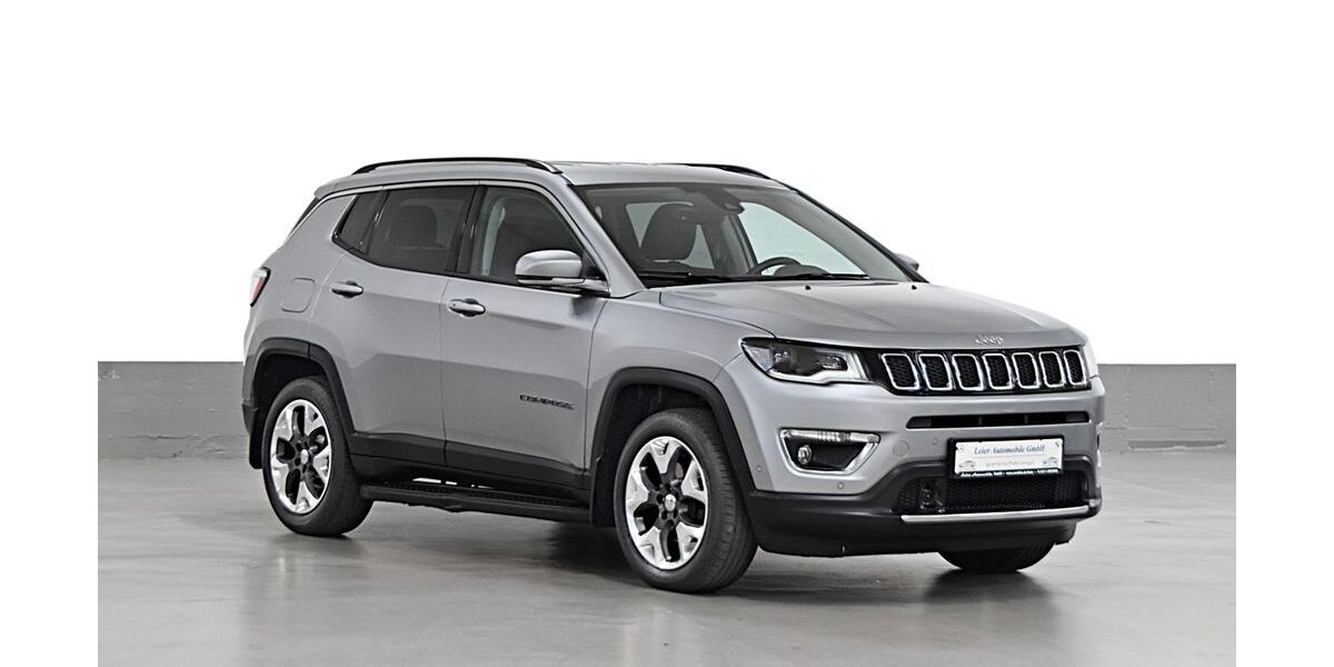 Jeep Compass 95.302 km 17.990 &euro; Düsseldorf 40597