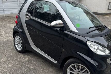 Smart ForTwo 99.000 km 4.490 &euro; Köln 50935
