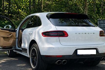 Porsche Macan 189.000 km 28.950 &euro; DÜSSELDORF 40593