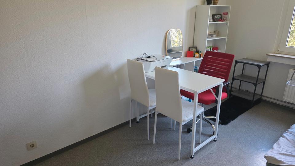 Etagenwohnung Wuppertal Cronenberg - 1 Zimmer, 22 m&sup2;, 275&euro; | Angebot:25992968