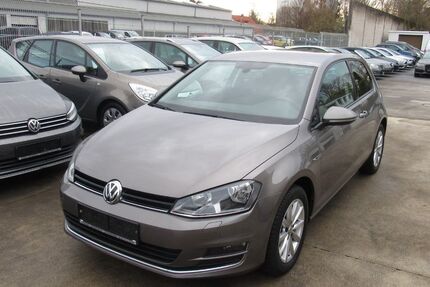 VW Golf 114.700 km 11.400 &euro; Leverkusen 51371