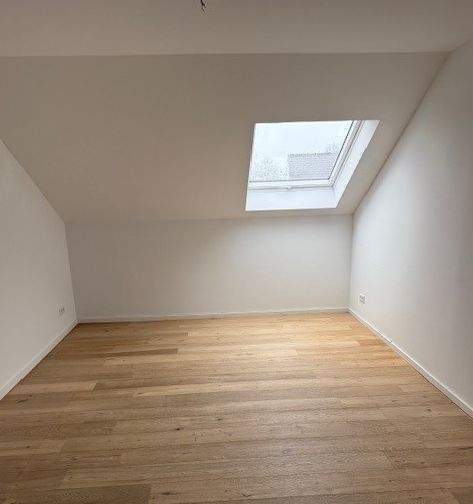 Terrassenwohnung Kaarst Vorst - 4 Zimmer, 147 m&sup2;, 2.205&euro; | Angebot:26157427