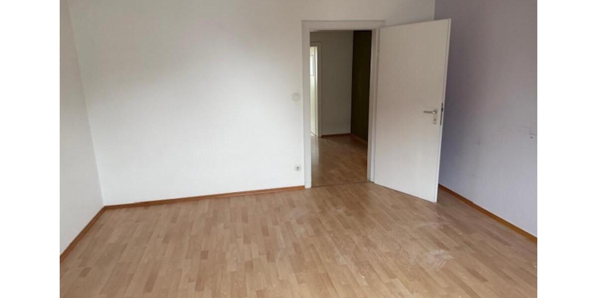 Dachgeschoßwohnung Pulheim - 3 Zimmer, 85 m&sup2;, 830&euro; | Angebot:25755281