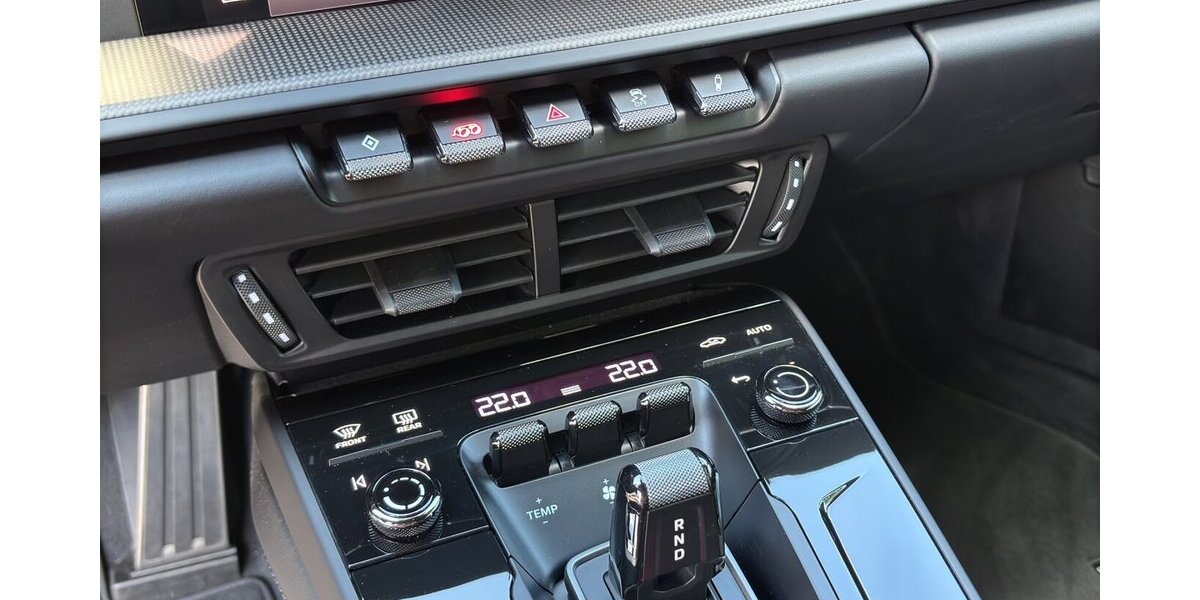 Porsche 992 Carrera S Matrix 360° Bose Carbon PPF NP209t 5.890 km 172.400 &euro; Wuppertal 42327