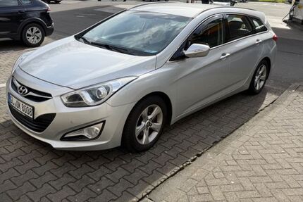 Hyundai i40 177.400 km 7.499 &euro; Bergisch Gladbach 51429