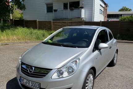 Opel Corsa 112.313 km 2.799 &euro; Kaarst 41564