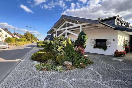 Haus Neuss Holzheim - 6 Zimmer, 277 m&sup2;, 710.000&euro; | Angebot:23474545