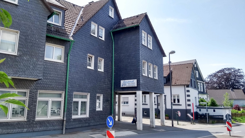 EBENERDIGE ATTRAKTIVE BÜRORÄUME IM STADTZENTRUM VON RADEVORMWALD - Gewerbeobjekt Radevormwald | Angebot:26180035