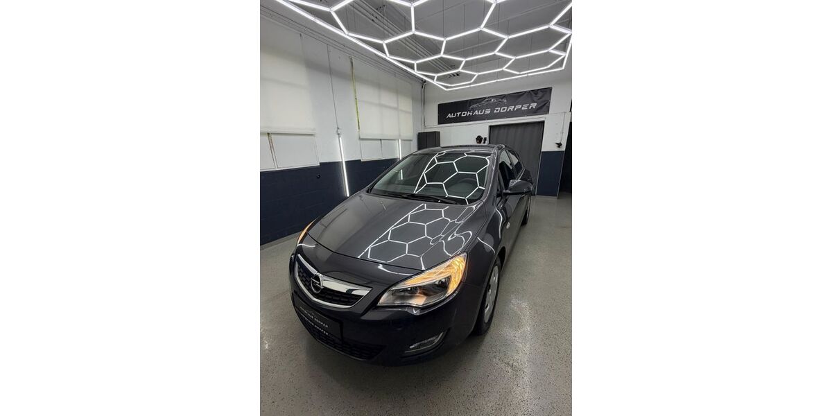 Opel Astra 58.803 km 8.590 &euro; Solingen 42651