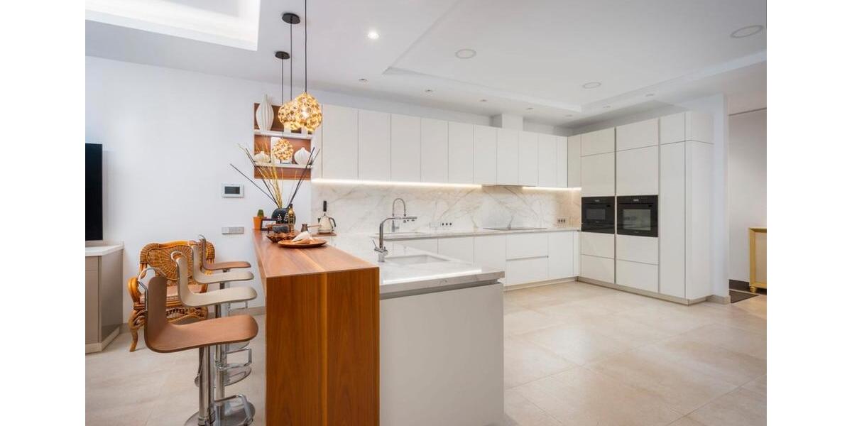 Villa Düsseldorf Stadtmitte - 7 Zimmer, 761 m&sup2;, 4.800.000&euro; | Angebot:26750435