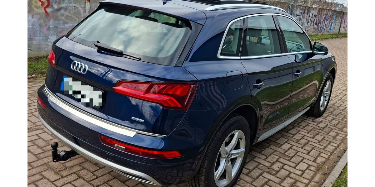 Audi Q5 121.500 km 23.950 &euro; Düsseldorf 40229