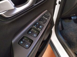 Hyundai Kona Prime 2WD H-UP Kam Navi SHZ LHZ ACC 27.595 km 21.980 &euro; HAAN 42781