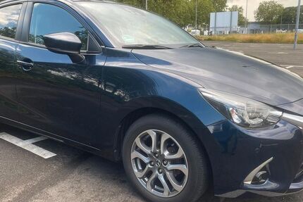 Mazda 2 33.247 km 12.300 &euro; Solingen 42655