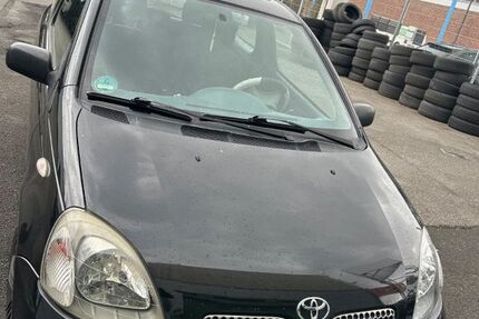 Toyota Yaris 235.470 km 1.000 &euro; Wuppertal 42327