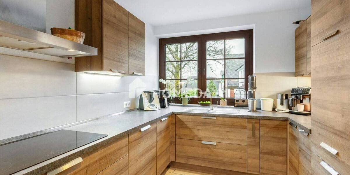 Reihenendhaus Hückeswagen Innenstadt - 8 Zimmer, 170 m&sup2;, 495.000&euro; | Angebot:26189383