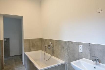 Wohnung Düsseldorf Heerdt - 2 Zimmer, 75 m&sup2;, 1.450&euro; | Angebot:22619460