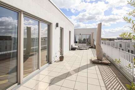 Wohnung Düsseldorf Stadtbezirk 8 - 4.5 Zimmer, 190 m&sup2;, 1.195.000&euro; | Angebot:26279220