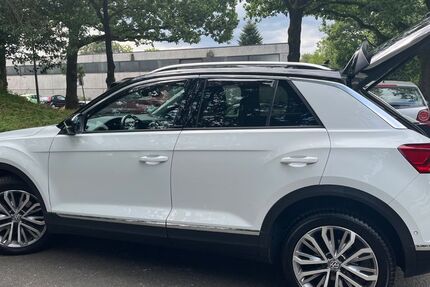 VW T-Roc 76.500 km 20.500 &euro; Wuppertal 42285