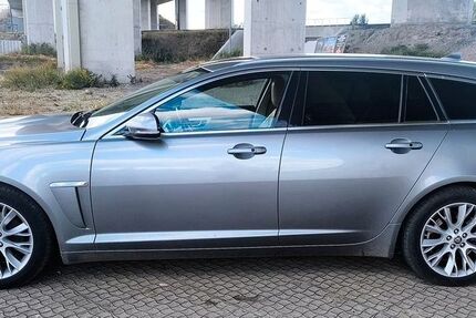 Jaguar XF 250.280 km 8.700 &euro; Bergisch Gladbach 51429