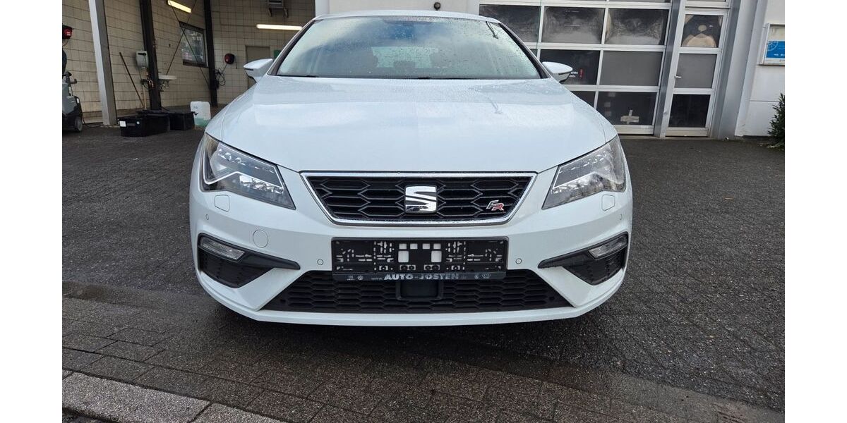 Seat Leon 9.260 km 12.900 &euro; Düsseldorf 40625