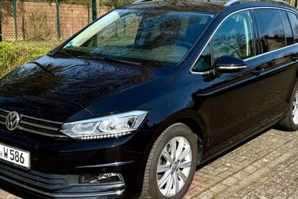 VW Touran 108.700 km 19.800 &euro; Dormagen / Nievenheim 41542