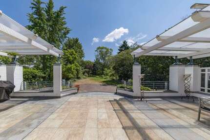 Haus Meerbusch / Büderich Büderich - 6 Zimmer, 444 m&sup2;, 3.200.000&euro; | Angebot:27155576