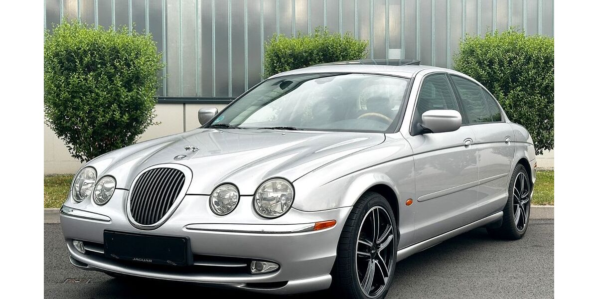 Jaguar S-Type 87.568 km 6.000 &euro; Erkrath 40699